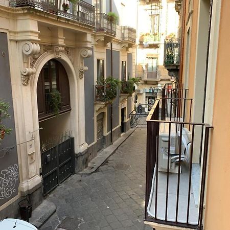 Vicolo Etnea Apartment คาตาเนีย ภายนอก รูปภาพ