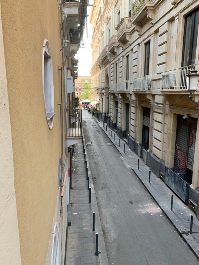 Vicolo Etnea Apartment คาตาเนีย ภายนอก รูปภาพ