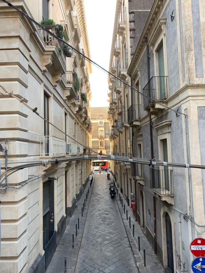 Vicolo Etnea Apartment คาตาเนีย ภายนอก รูปภาพ